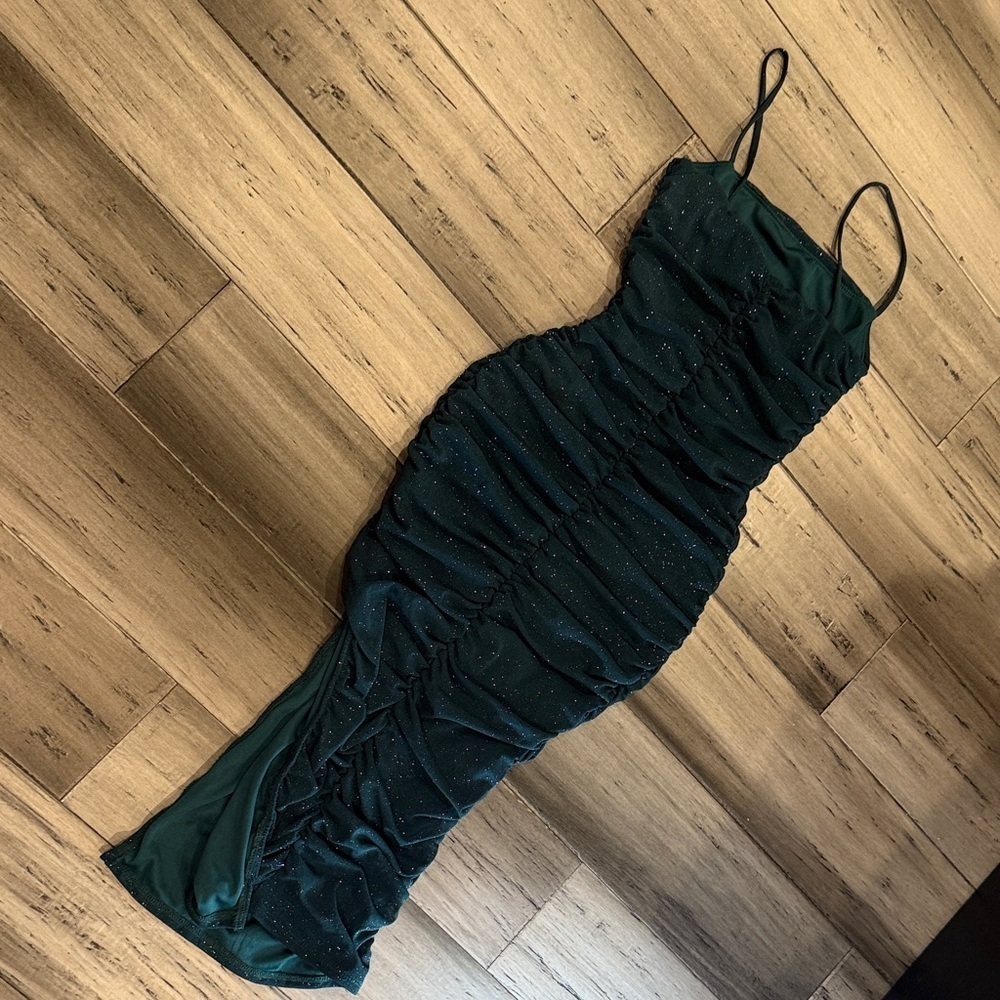 NWOT, Windsor Elegant Green Evening Dress - Picture 9 of 12